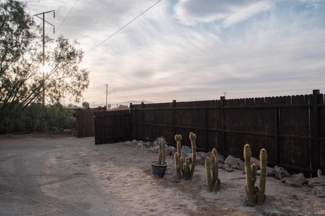 @ Marbella Lane - The Moon Designer Home Right Behind The Jtnp Joshua Tree Exterior photo