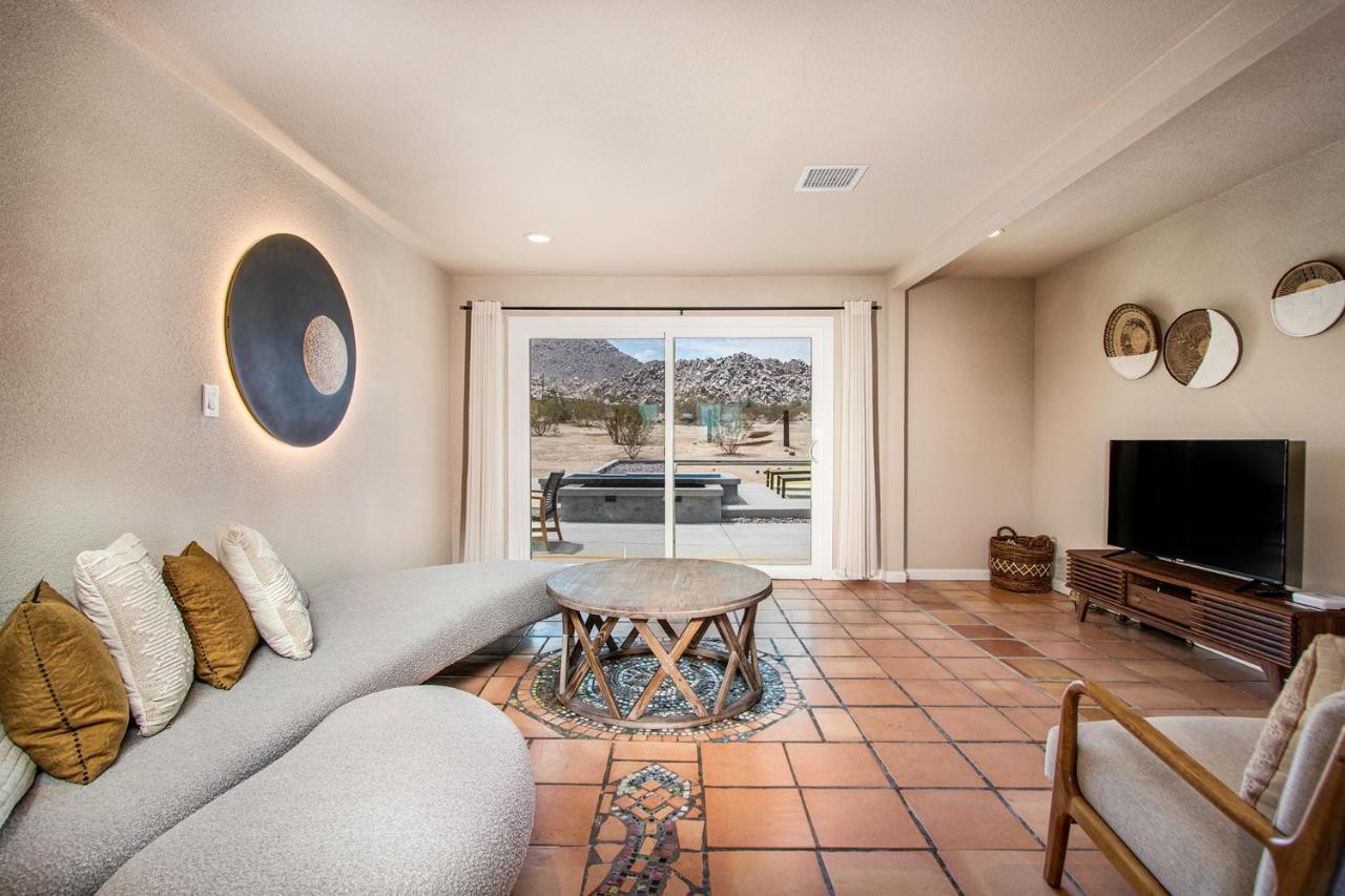 @ Marbella Lane - The Moon Designer Home Right Behind The Jtnp Joshua Tree Exterior photo