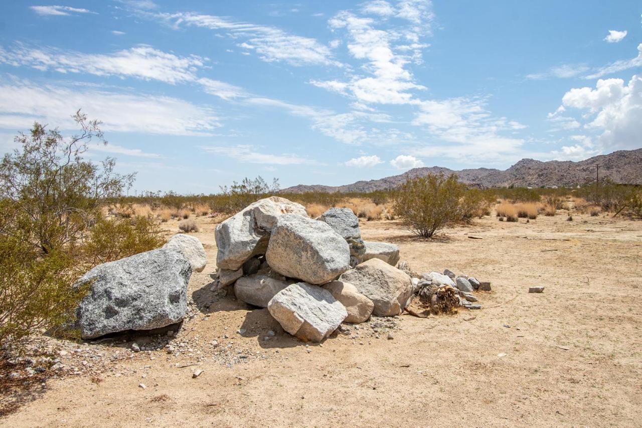 @ Marbella Lane - The Moon Designer Home Right Behind The Jtnp Joshua Tree Exterior photo